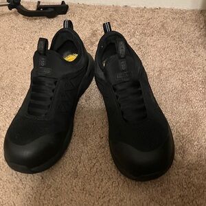 Keen Women’s Vista Energy Shift (Carbon Toe) Sneakers